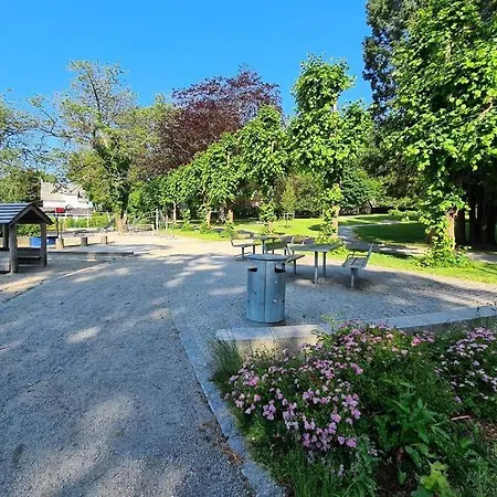 Bright And Modern 2-bedroom Apartment, Near Center, Best Location *
