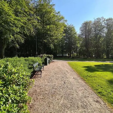 Bright And Modern 2-bedroom Apartment, Near Center, Best Location