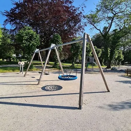 公寓 Bright And Modern 2-bedroom Apartment, Near Center, Location