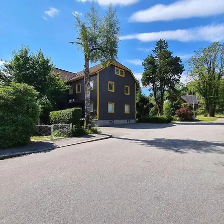 Bright And Modern 2-bedroom Apartment, Near Center, Location * 斯塔万格