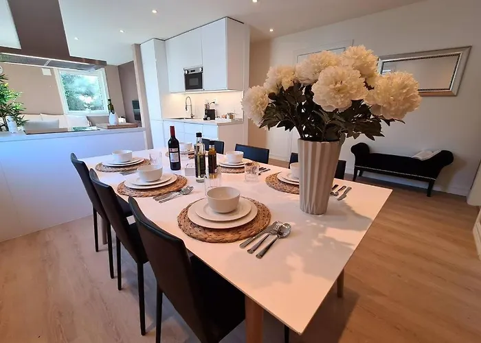 Lägenhet Bright And Modern 2-bedroom Apartment, Near Center, Location Stavanger